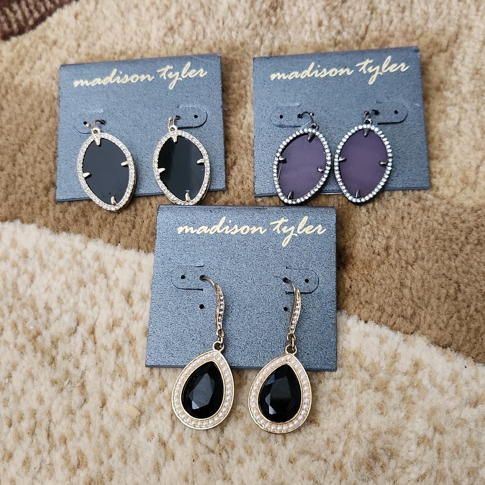 NWT!  Earrings bundle
